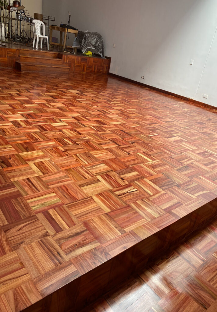 Acabados de madera en Cali - Pisos de madera