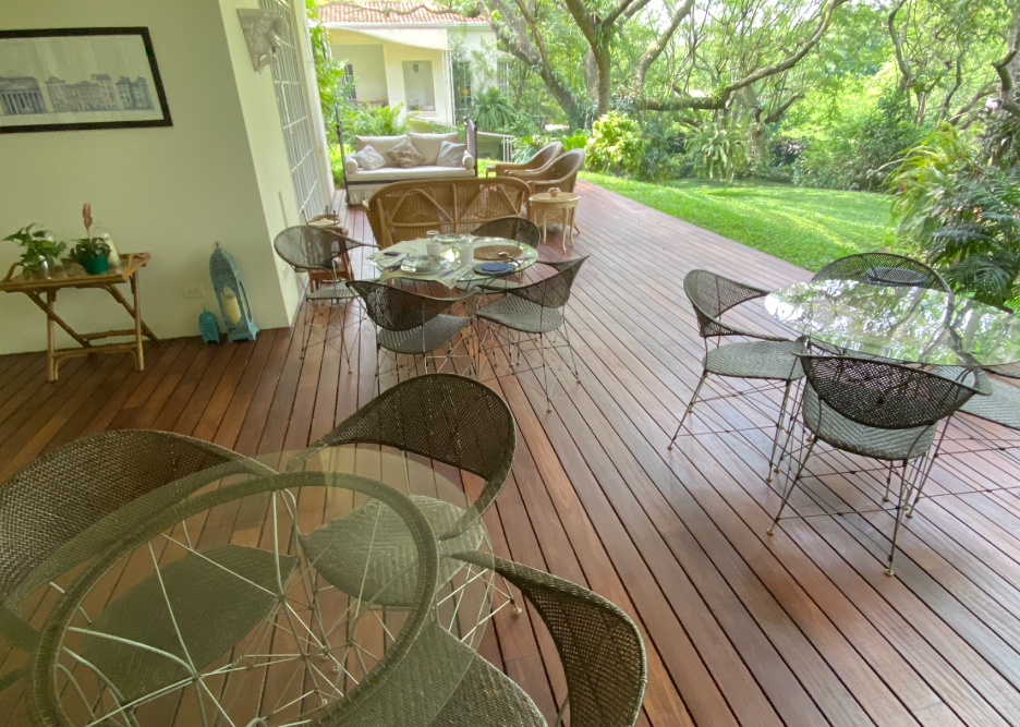 Pisos y acabados de madera en Cali