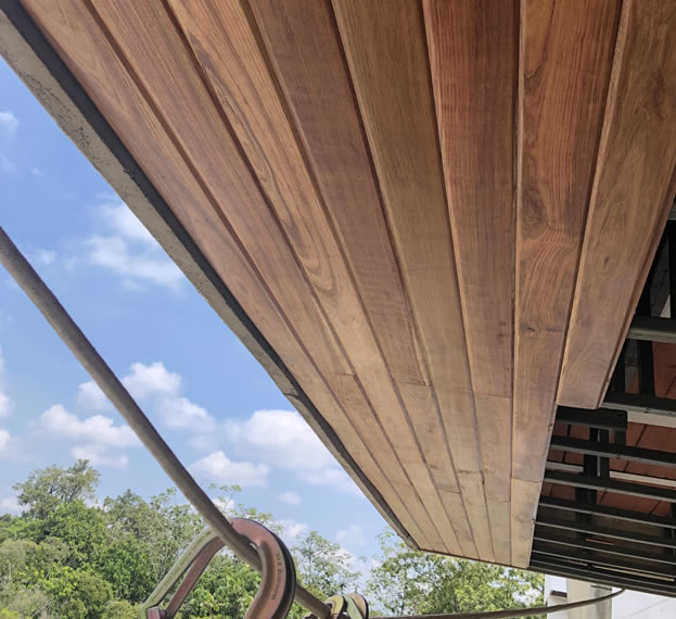 Cielo falso de madera en Cali